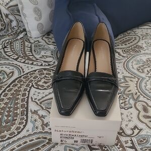 Naturalizer Black Kitten Heels